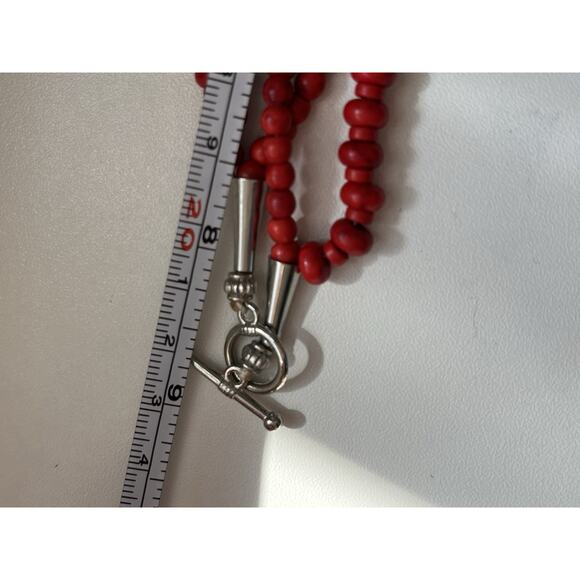 Silver Tone Red & Green Dyed Round Howlite Beaded Choker Necklace 17” - Picture 6 of 6